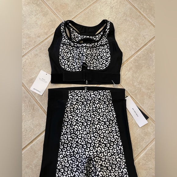 Adam Selman Sport active set - Picture 6 of 11